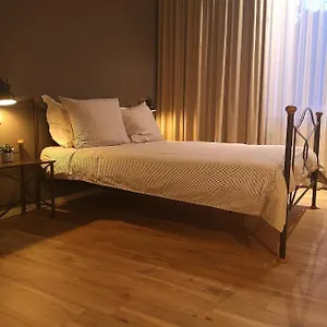 Aan De Lei Bed & Breakfast